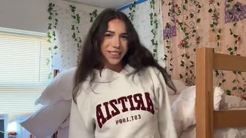 So cute tgirl