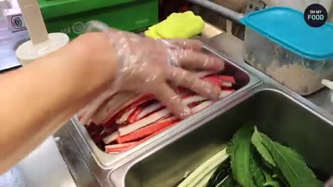 Eat This or Regret It! 500 Rolls an Hour Vanish at This Legendary Market Kimbap | Korean Street Food