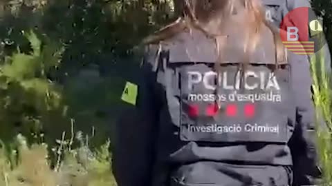 Robaban en viviendas y escondían los objetos en una zona boscosa de Hospitalet