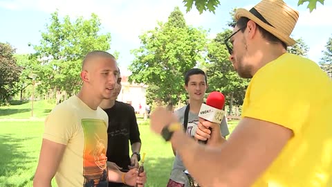 МИС мокра фланелка запали мъжките фантазии (А на бас)