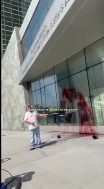 “ Veterans For Peace as he threw red paint at the U.S. mission to the United Nations in protest.“