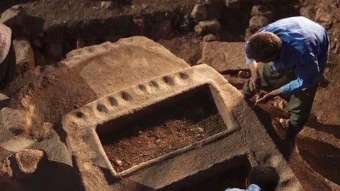 Solstice Secrets…New Discoveries in Turkey & Egypt / Hugh Newman