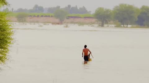 Yeh Kese . #flood #video #sindh my village