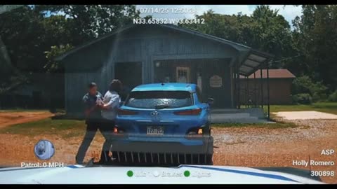 😡💔 Arkansas Cop Blocks Pet Emergency—Dog DIES!! | FunFM