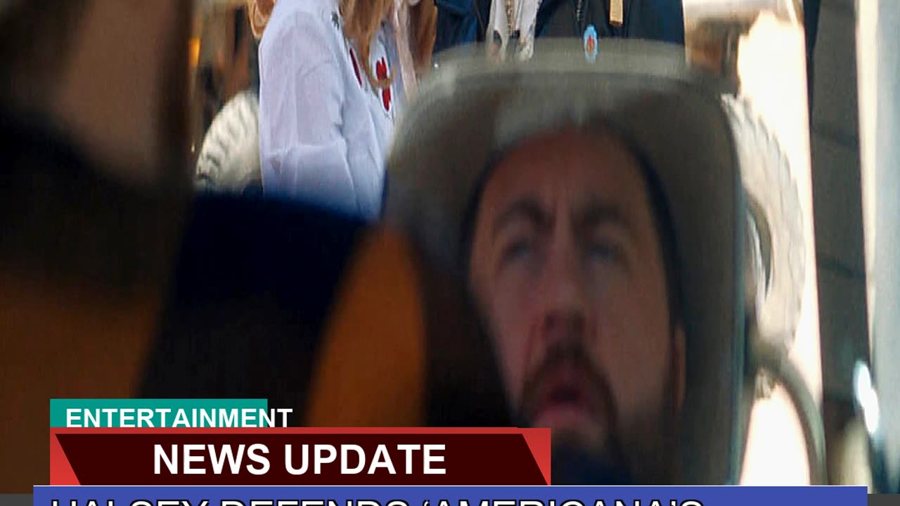 Halsey Defends Americanas Hardworking Crew Ami