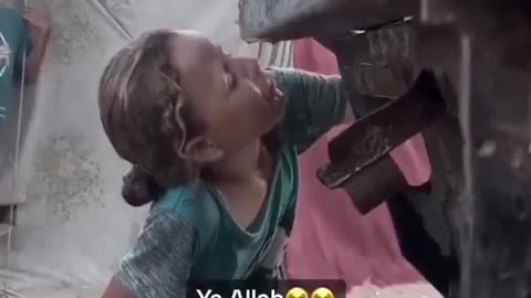 THE GAZA CHILDREN NEED WATER AND SUPPORT, HUMANITY WAKE UP.