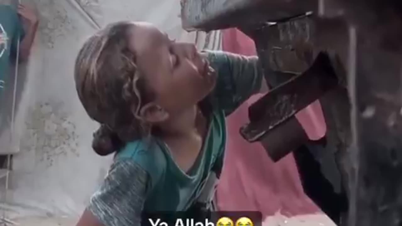 THE GAZA CHILDREN NEED WATER AND SUPPORT, HUMANITY WAKE UP.