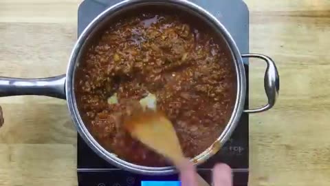 Karen presents - Cheesy Spaghetti Pie