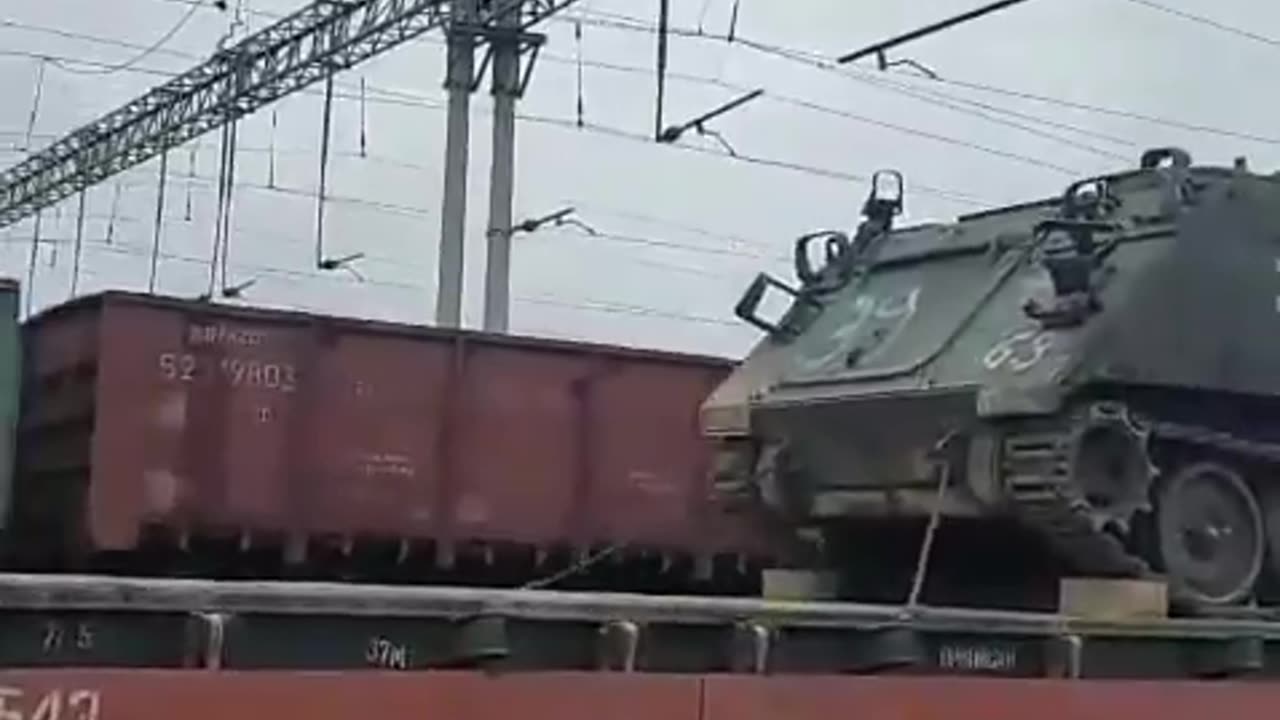 🇷🇺 Russia sends NATO equipment to the far east for the victory parade.
