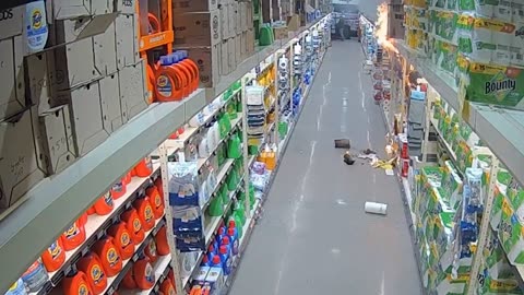 Supermarket employee accused of starting fire during Thanksgiving shopping rush on Staten