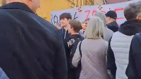 Można odnieść wrażenie, że ludzie tej władzy nie lubią.