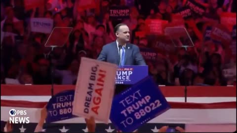 Oh my gosh....Dan Scavino takes the stage at MSG NY and listen to the music playing...SANDMAN