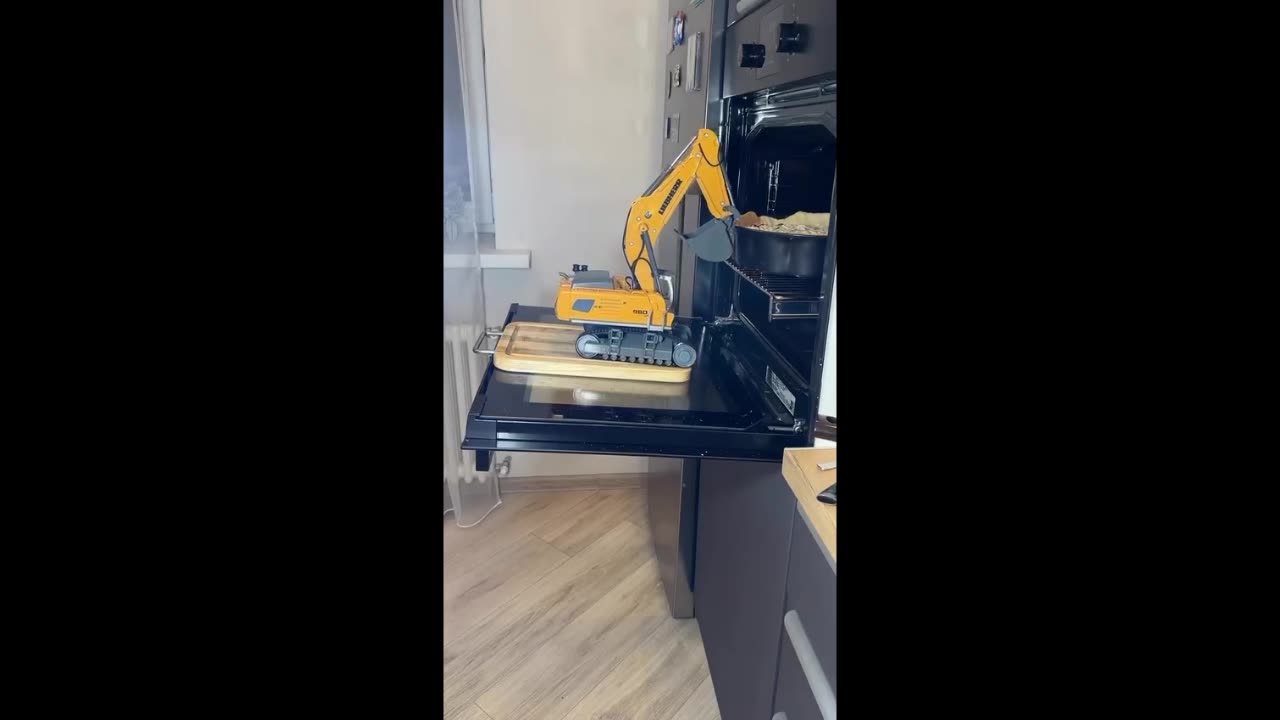OK, one more funny shat video...