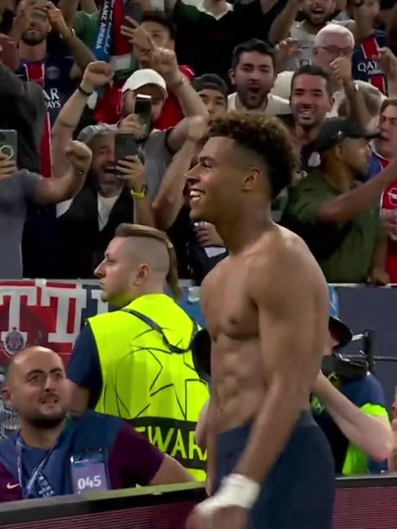 Desiré Dog-ué 🥵 #PSG #Doue #Skills #Edit #UCL #FIFACWC #SportsTikTok