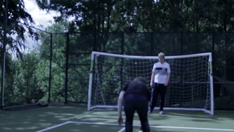 PENALTY FOOTBALL CHALLENGE - MTVLOGS ft Jerseyboy