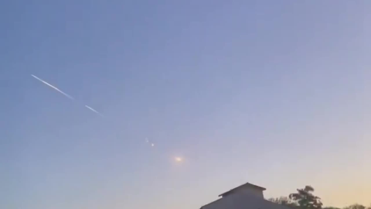 WATCH: Large fireball seen over La Pampa, Argentina.