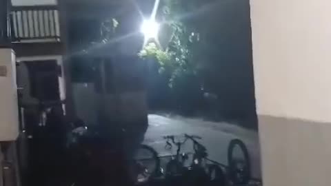🇮🇱/🇮🇷 WATCH: Zionists cry and scream as Iranian ballistic missile hits their building