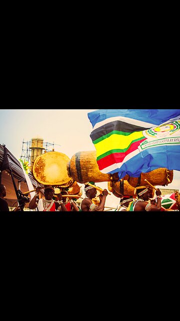 The Smoke That Thunders