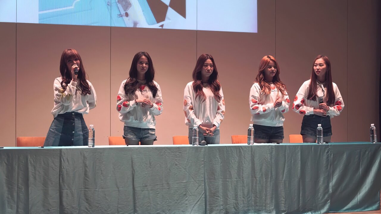 150425 CLC 수원 팬싸인회 오프닝 [4k직캠]