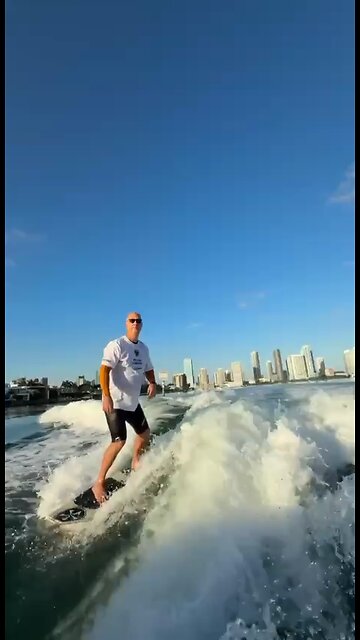 «While Kirill Dmitriev is surfing in Miami, European deputies cannot enter the USA»