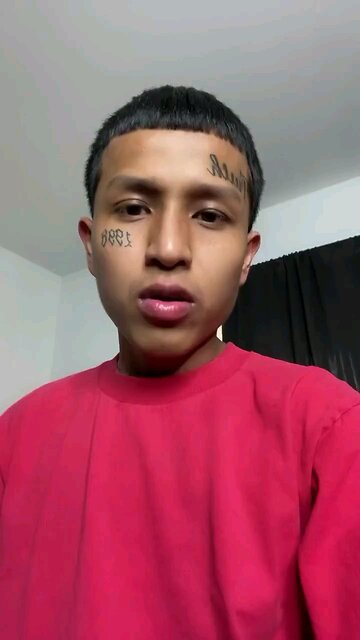 Illigal Migrant Challanges ICE on Social Media Post