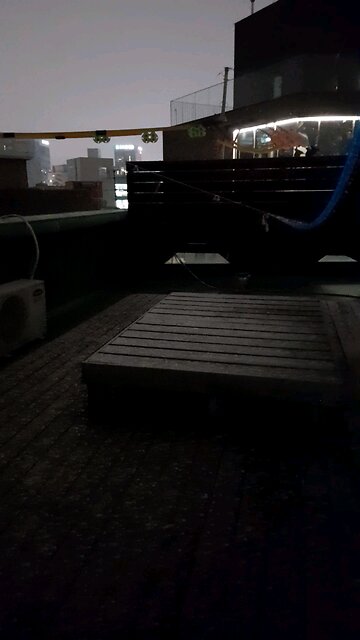 20251204. First snow falls.