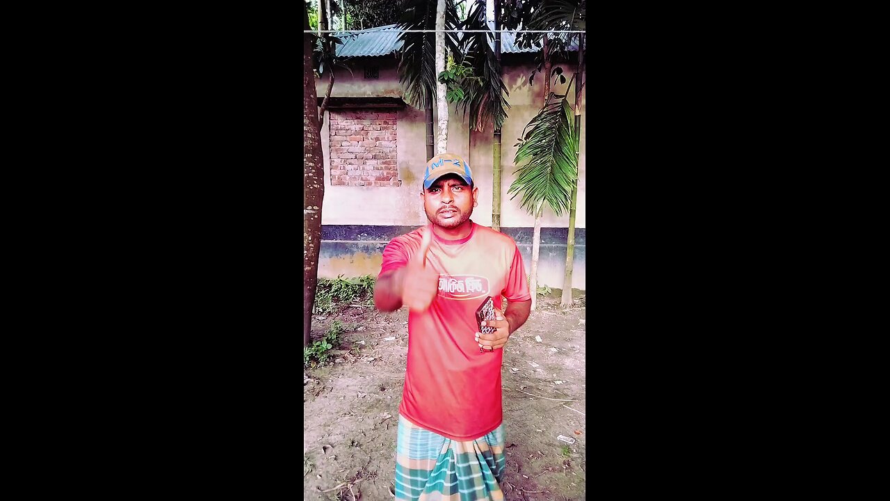 "জীবন ধাক্কায় ভর্তি, তবু হাঁটতে হয়"