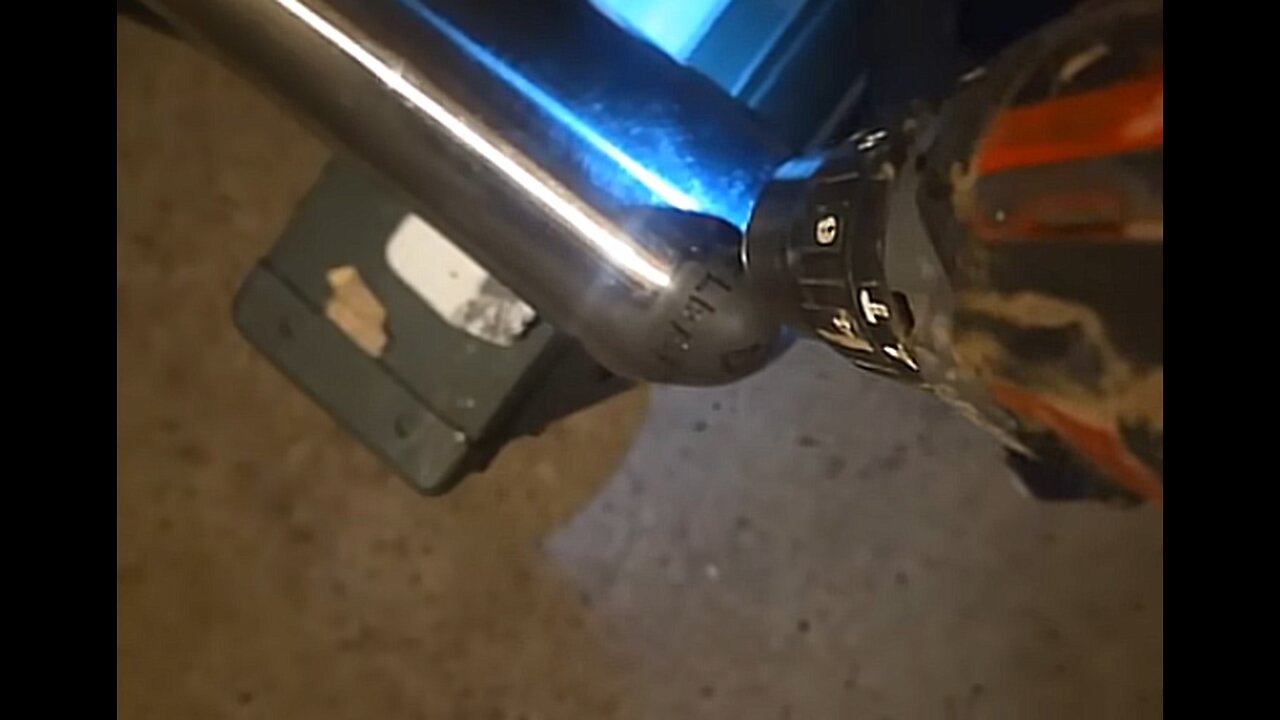 James Opens the Pipe