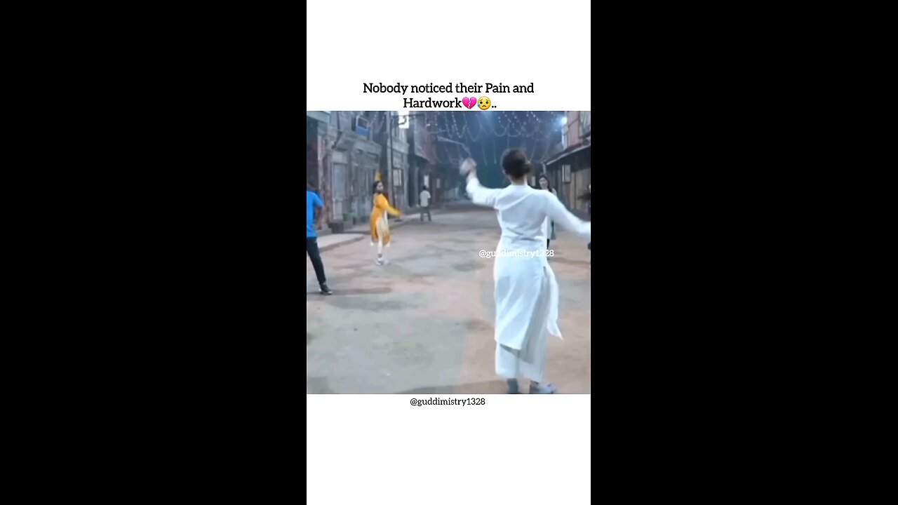 Alia Bhatt hot dance
