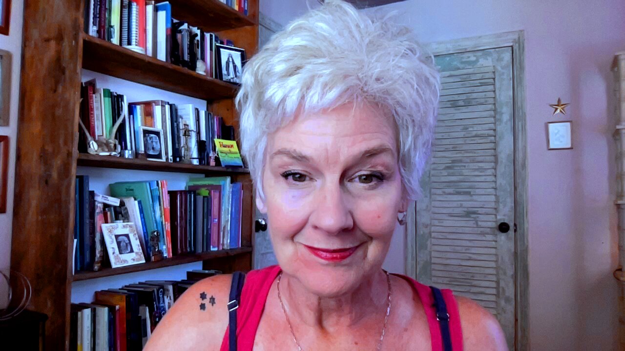 Lady Melody reads Prince Caspian-episode 1