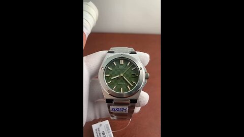 IWC Ingenieur Automatic Green Dial 40mm IW328908
