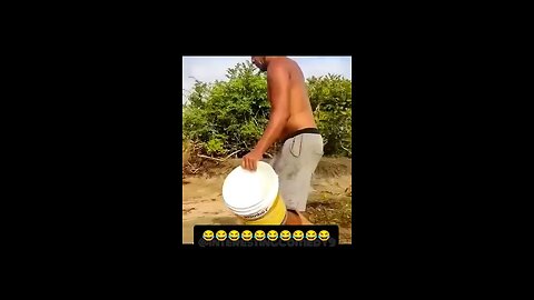अजीबो-गरीब कारनामों🤣😆#funny moments #funny shorts #comedy #funny #shortsfeeds #viral #trending