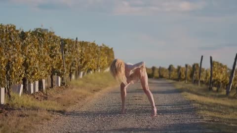 One second — and you’re in love. ❤️#5