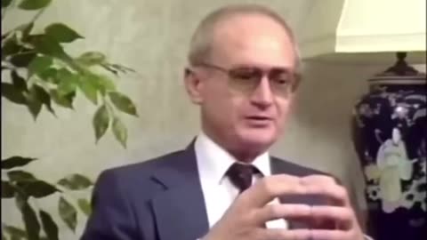 Yuri Bezmenov explains (in the 1980s) Mamdani's victory in NYC and the “Free Balestine” movement.