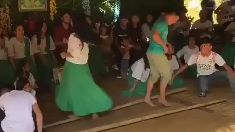 ✨💃 Experience The Traditional Filipino Tinikling Dance! | FeedMyCuriosity