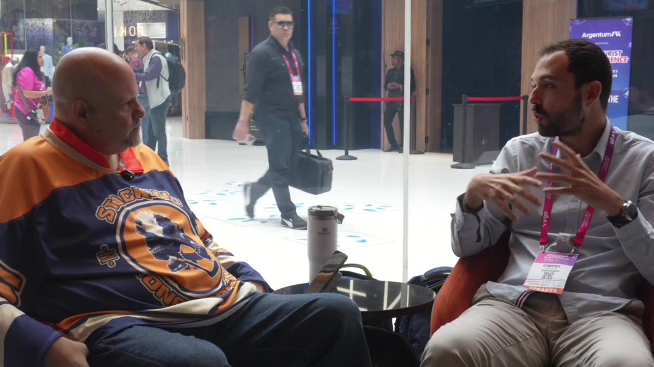 Blockchain Revolutionizes Crowdfunding - Easier Investments & Faster Returns