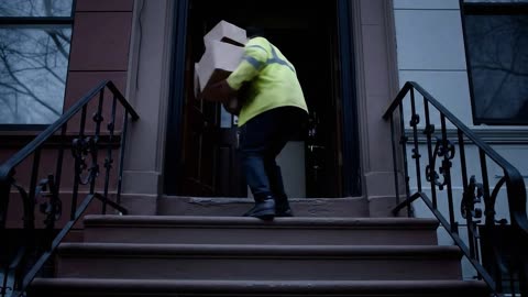 From 8 to 100 Boxes—Delivery Gone Wild! 📦🤣