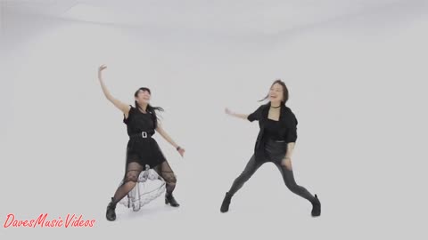 Sophie Ellis-Bextor. If I Can't Dance