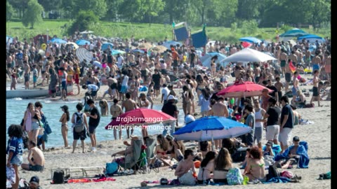 Canada’s Biggest City Wilts Under Intense Heat