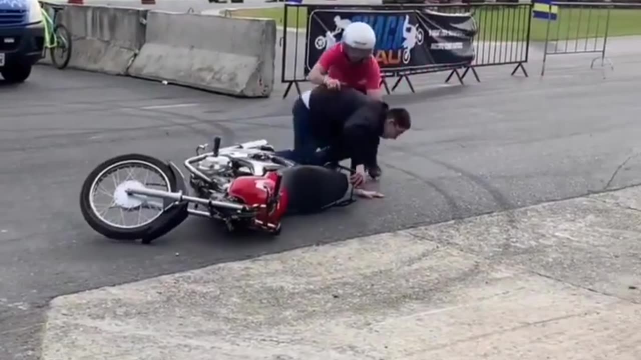Crazy Funny Moments Caught on Camera~New Funny Video
