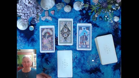 ATTENTION BRINGS LIFE - Tarot with Titania – May 9th to 16th, 2025