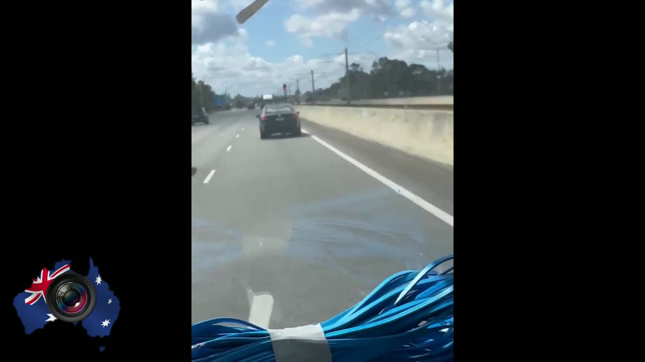 Aussiecams - This is what cooked on a freeway looks like 👀 WA