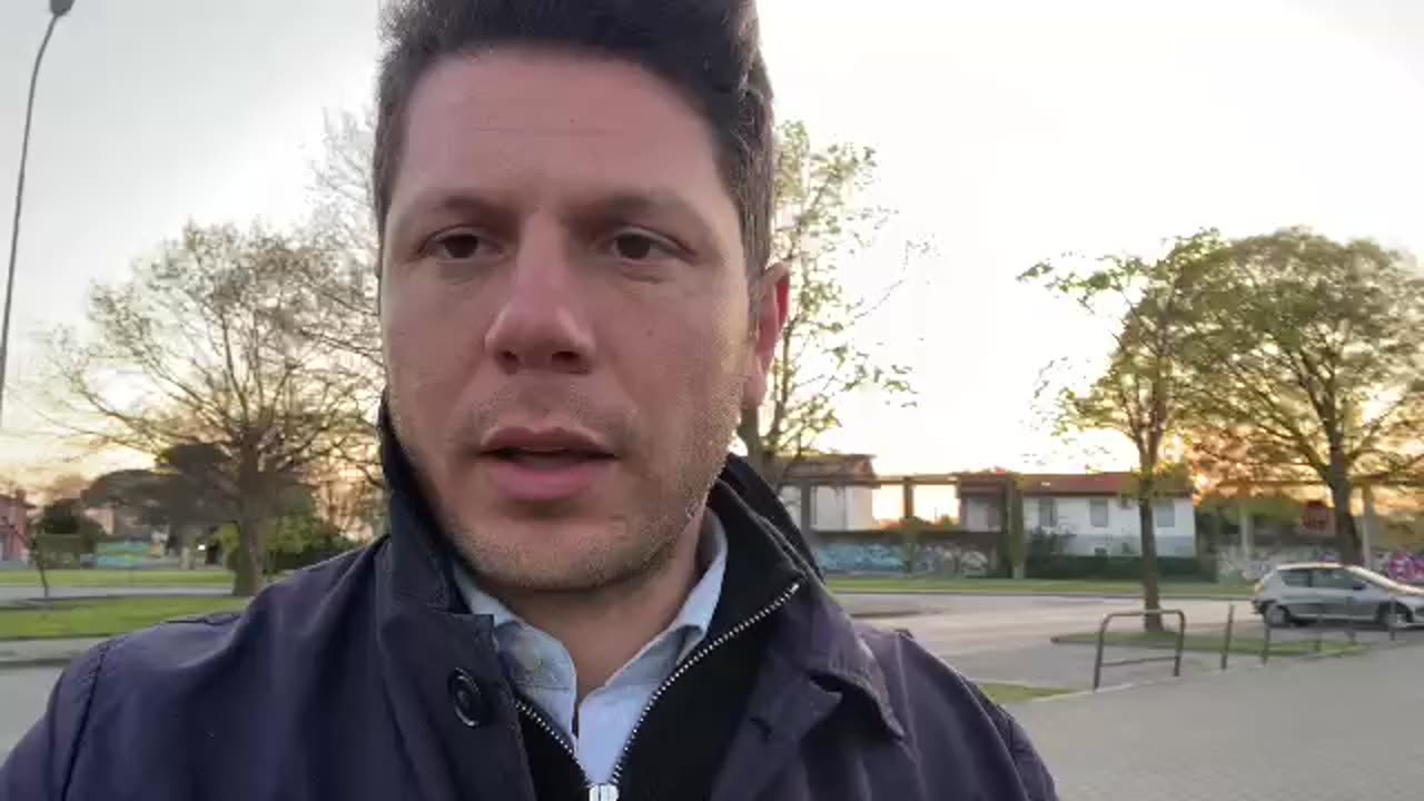 BRUTALE CENSURA DI STATO DEI DOCUFILM DI RUSSIA TODAY IERI A UDINE