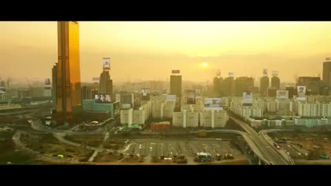 zoombies Destroy this Japnees City Only a Professional Technologer Survie | Movie Explained in Hindi