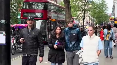London Walk 2025 | Central London Walking Tour in 4K HDR