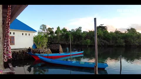 Go for a walk in Tanjung Batu Langara Village, Wawonii Island, Indonesia