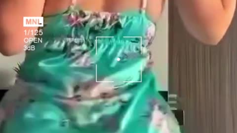 Slow-Mo Beauty: Girls in Golden Hour