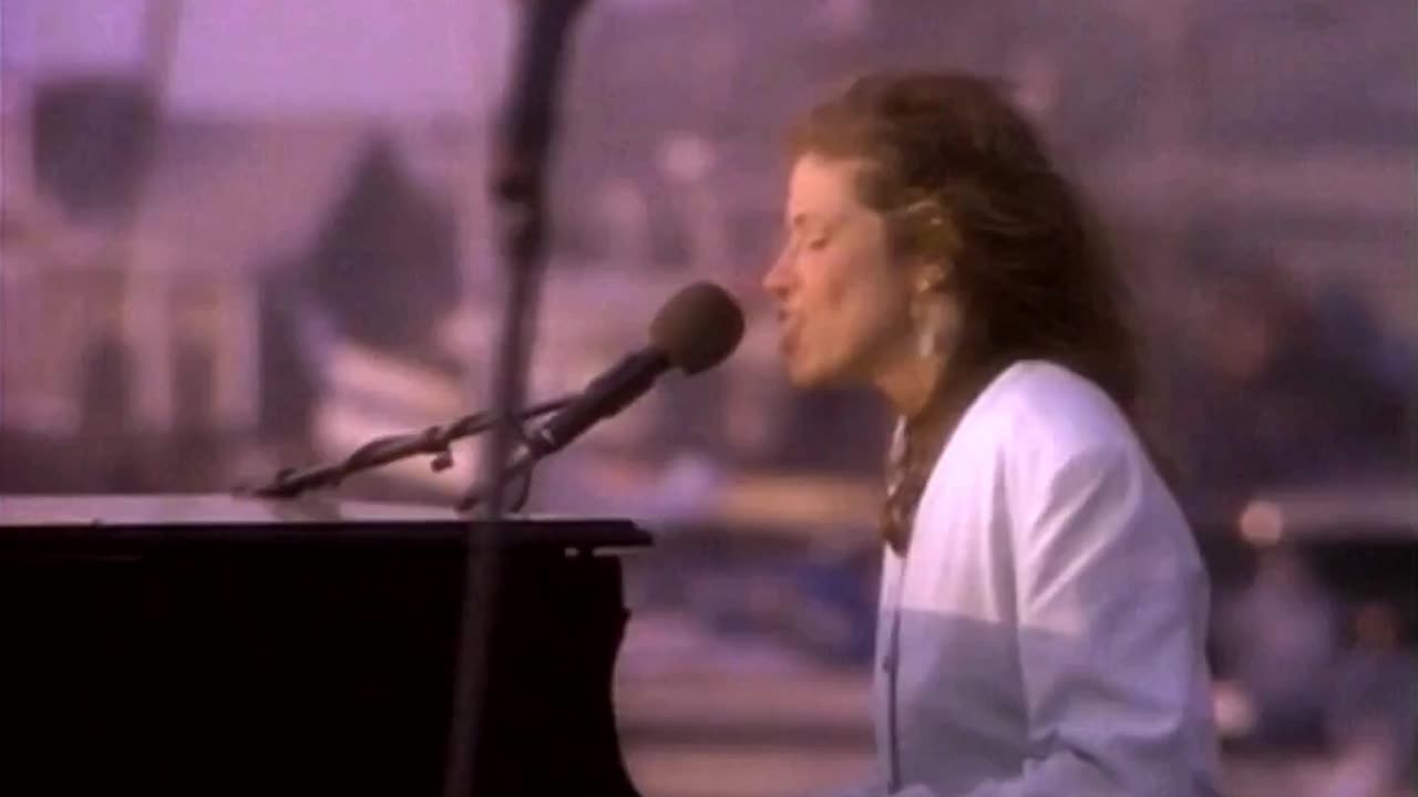 You're So Vain - Carly Simon (live)