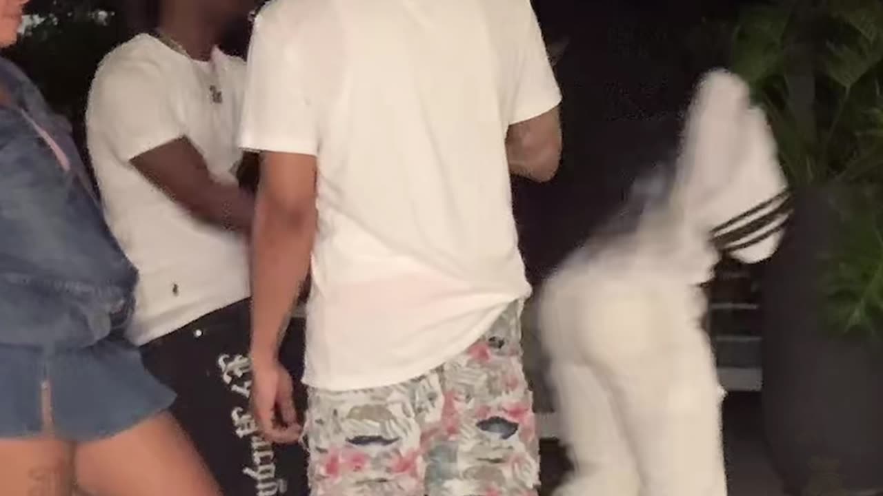 Things Get Heated In Miami PT1 ; Drebaby , Finesse ,21bb,PYT & MORE!!!!