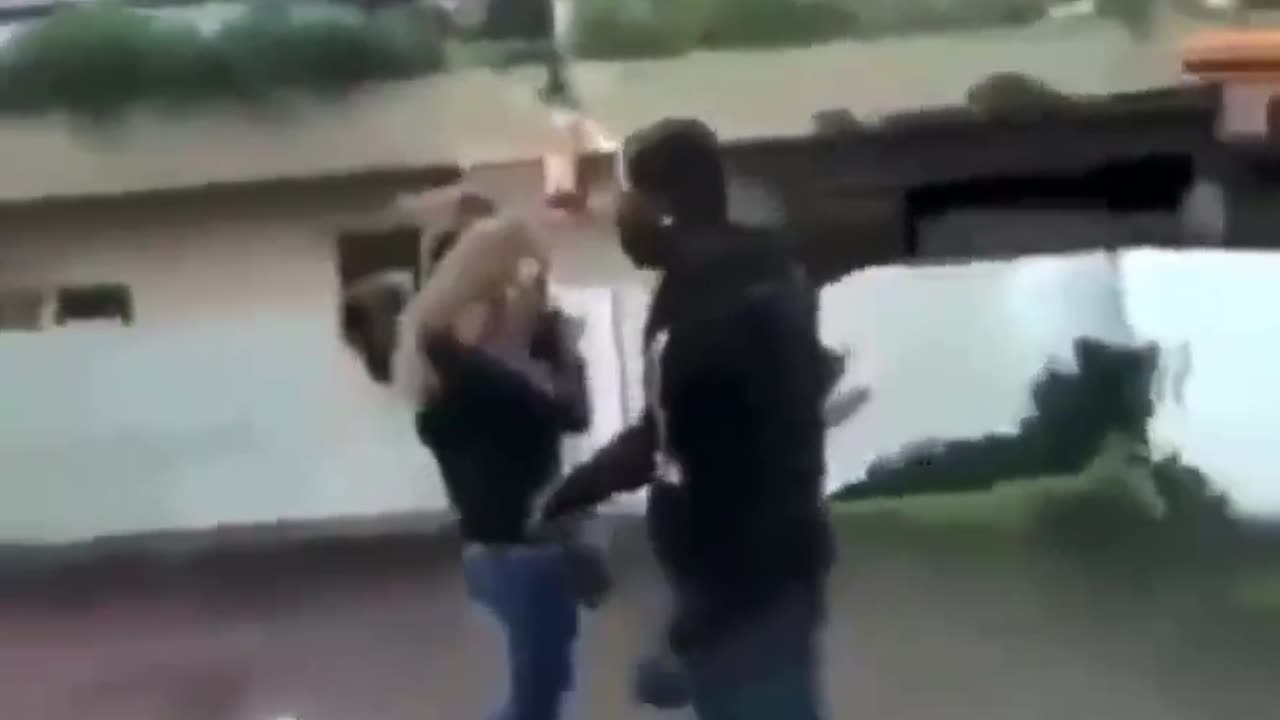 Blacks Attack White Women